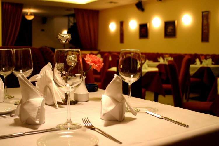 Top Tips: How to Enhance the Ambience of Your Restaurant